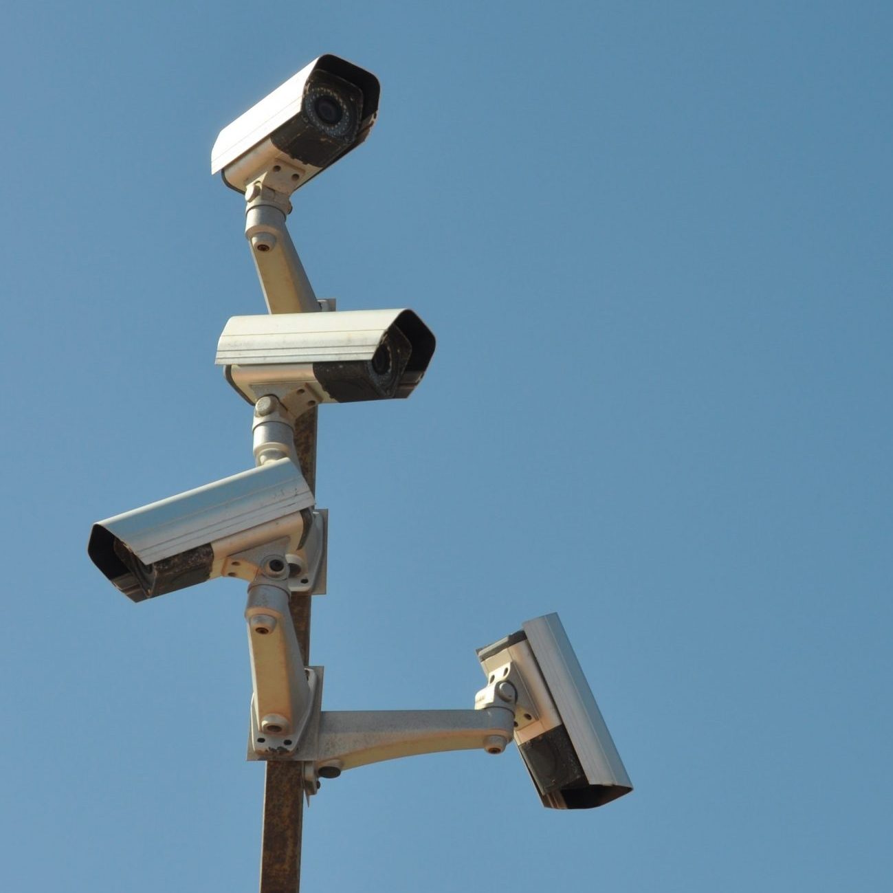 security cctv scaled e1679783737312